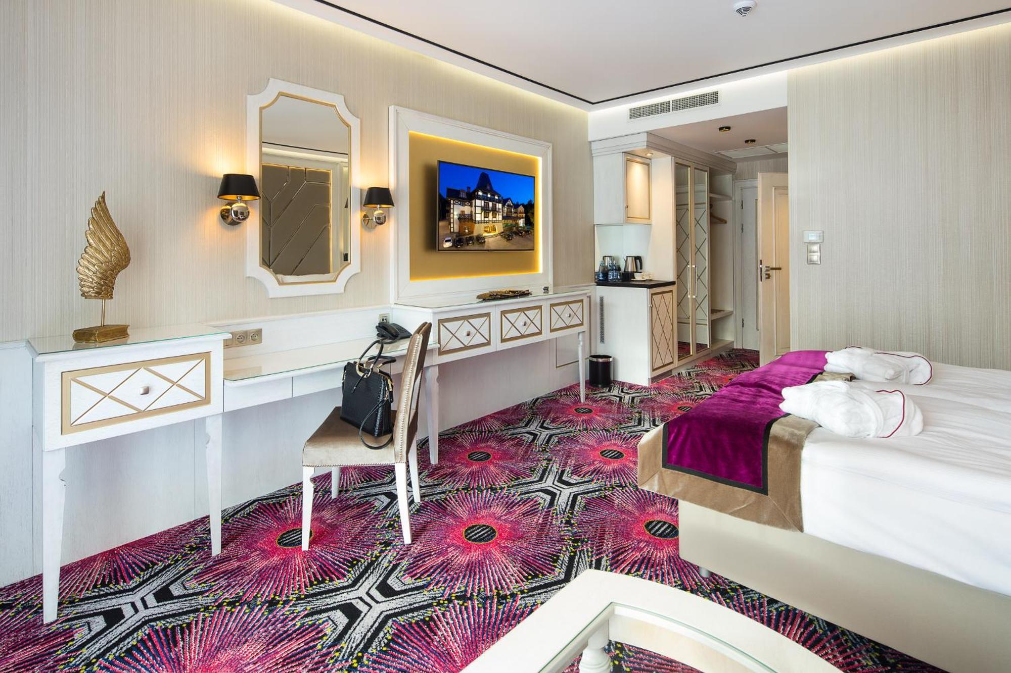 Hotel Royal Baltic 4* Luxury Boutique Ustka Ngoại thất bức ảnh
