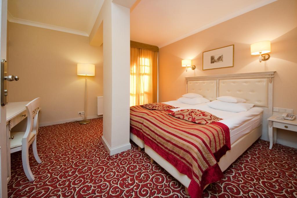 Hotel Royal Baltic 4* Luxury Boutique Ustka Ngoại thất bức ảnh